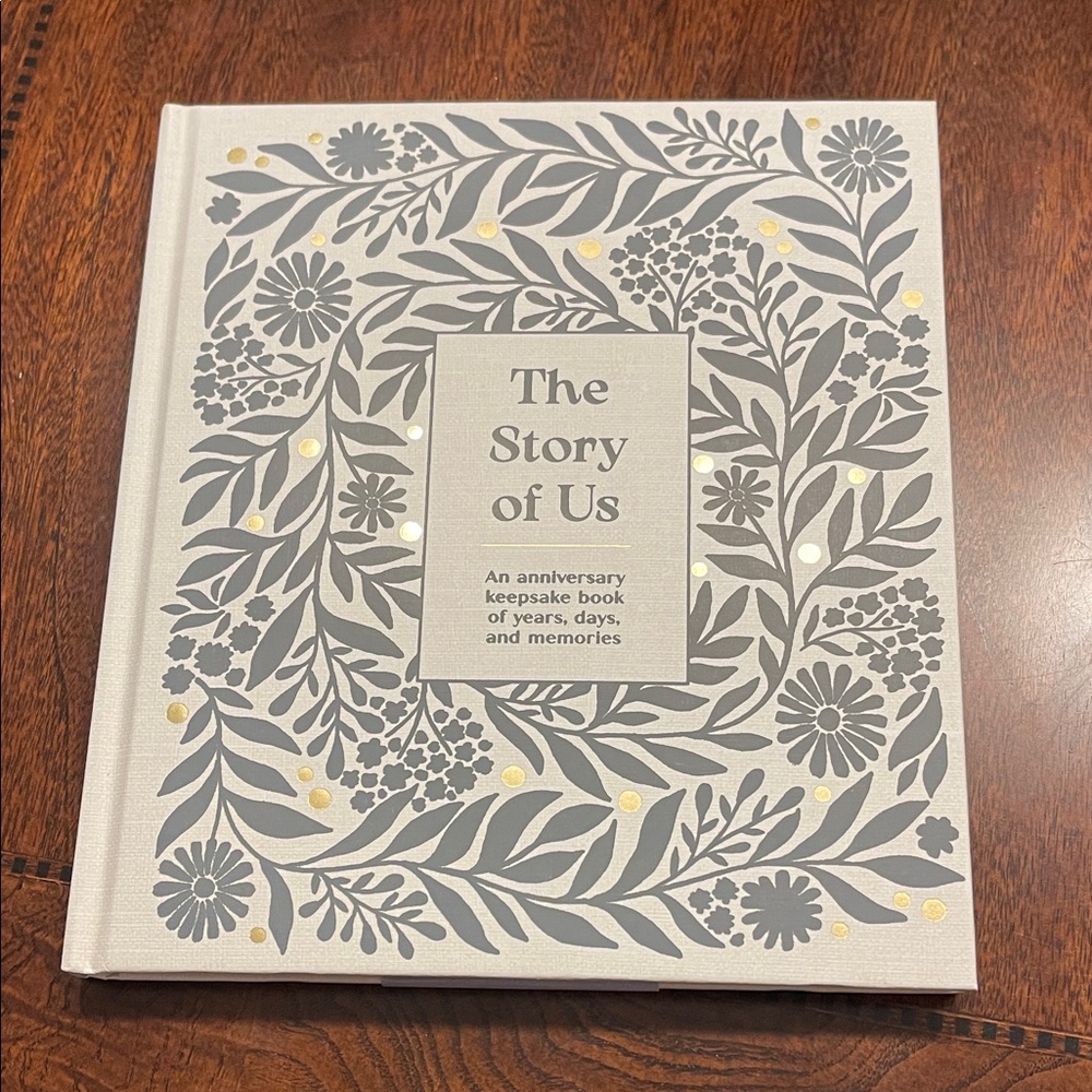 The Story of Us Anniversary Keepsake Book - Gray and Gold